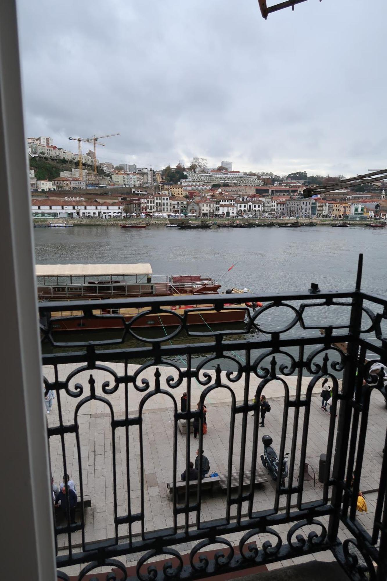 Apartamentos Sobre O Douro Порту Екстер'єр фото