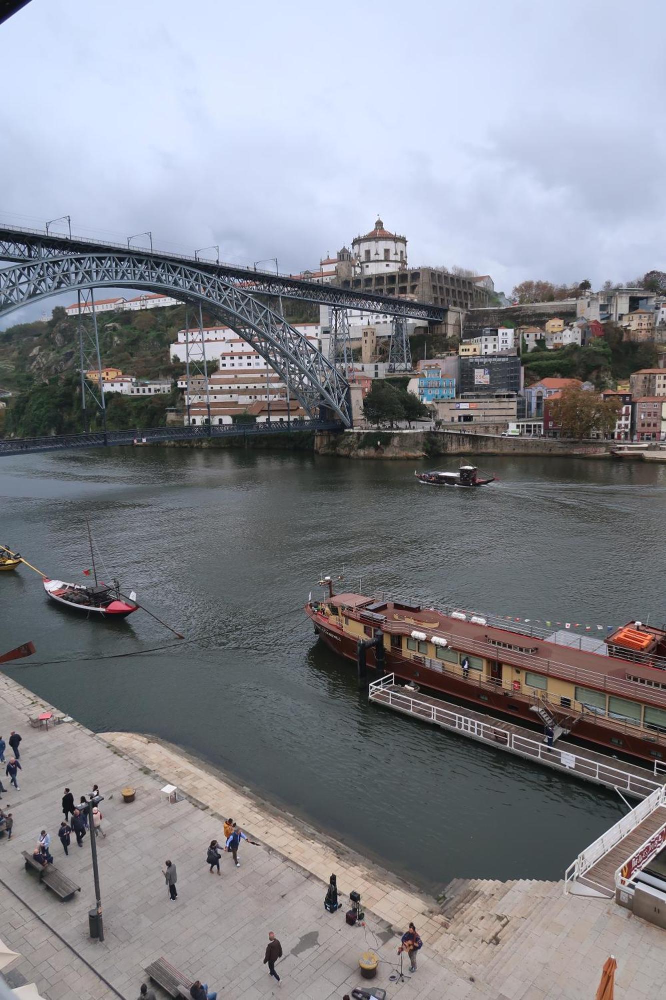 Apartamentos Sobre O Douro Порту Екстер'єр фото