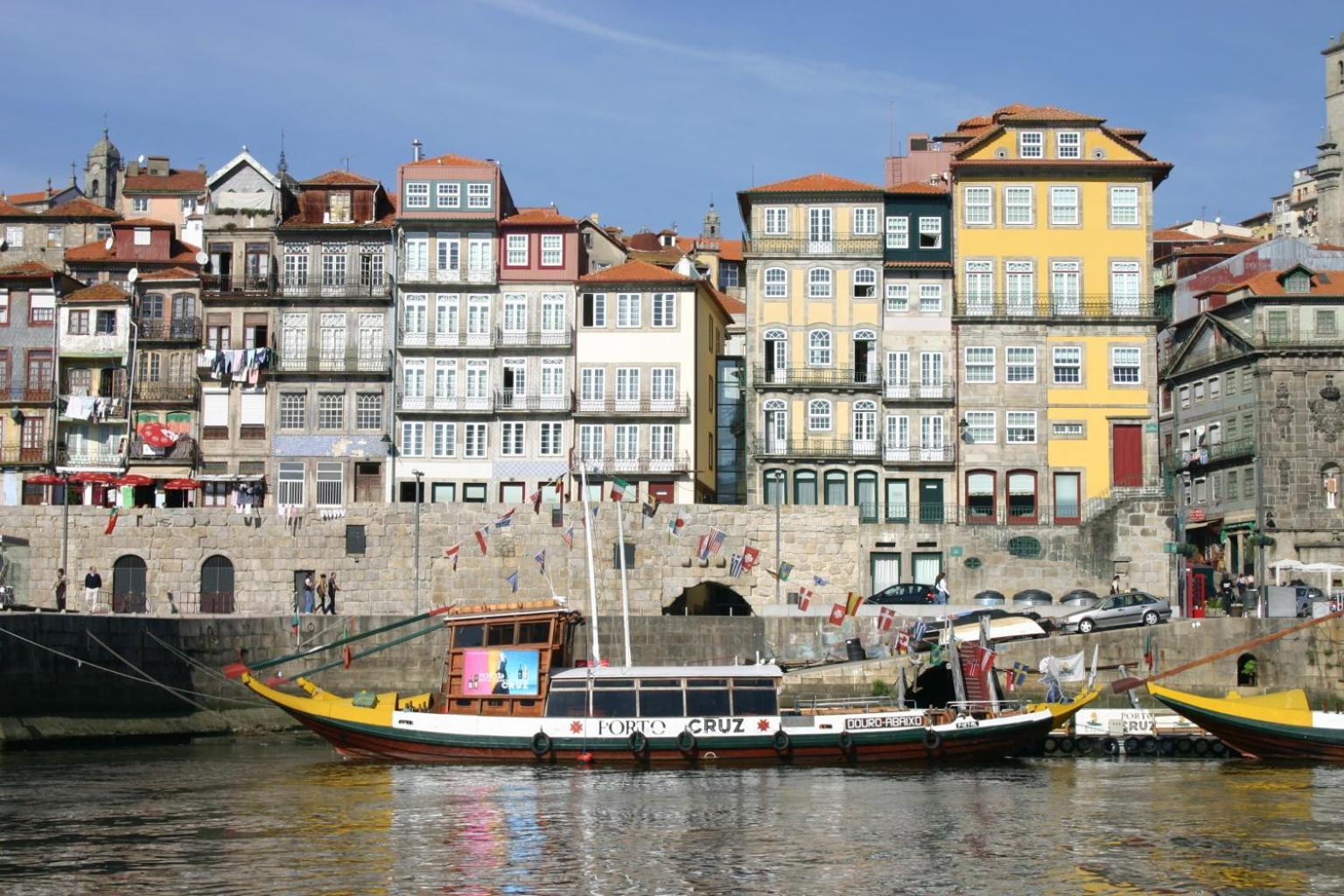 Apartamentos Sobre O Douro Порту Екстер'єр фото